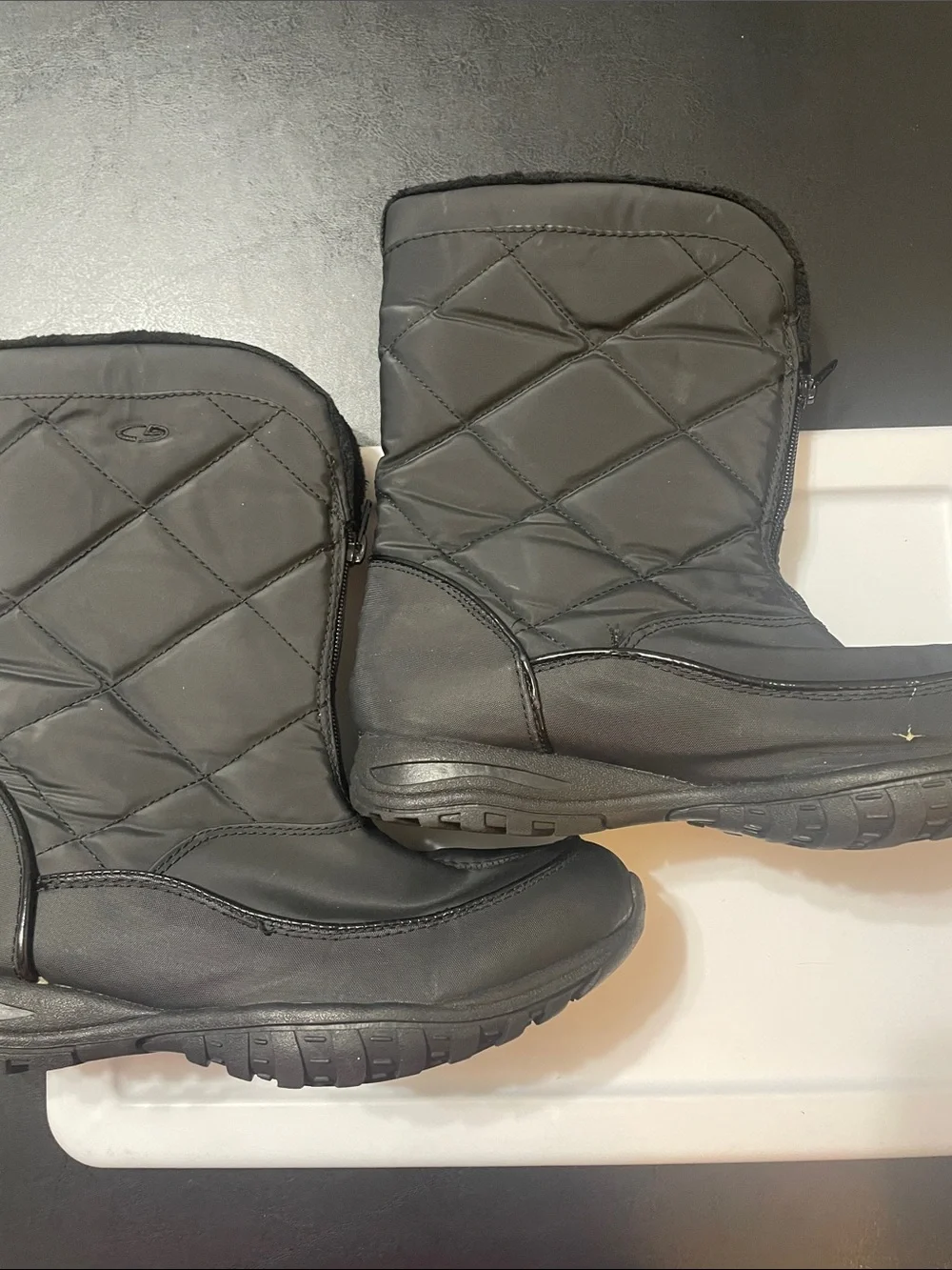 Black Quilted Winter Boots Sz. 11 great condition